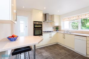 Kitchen- click for photo gallery